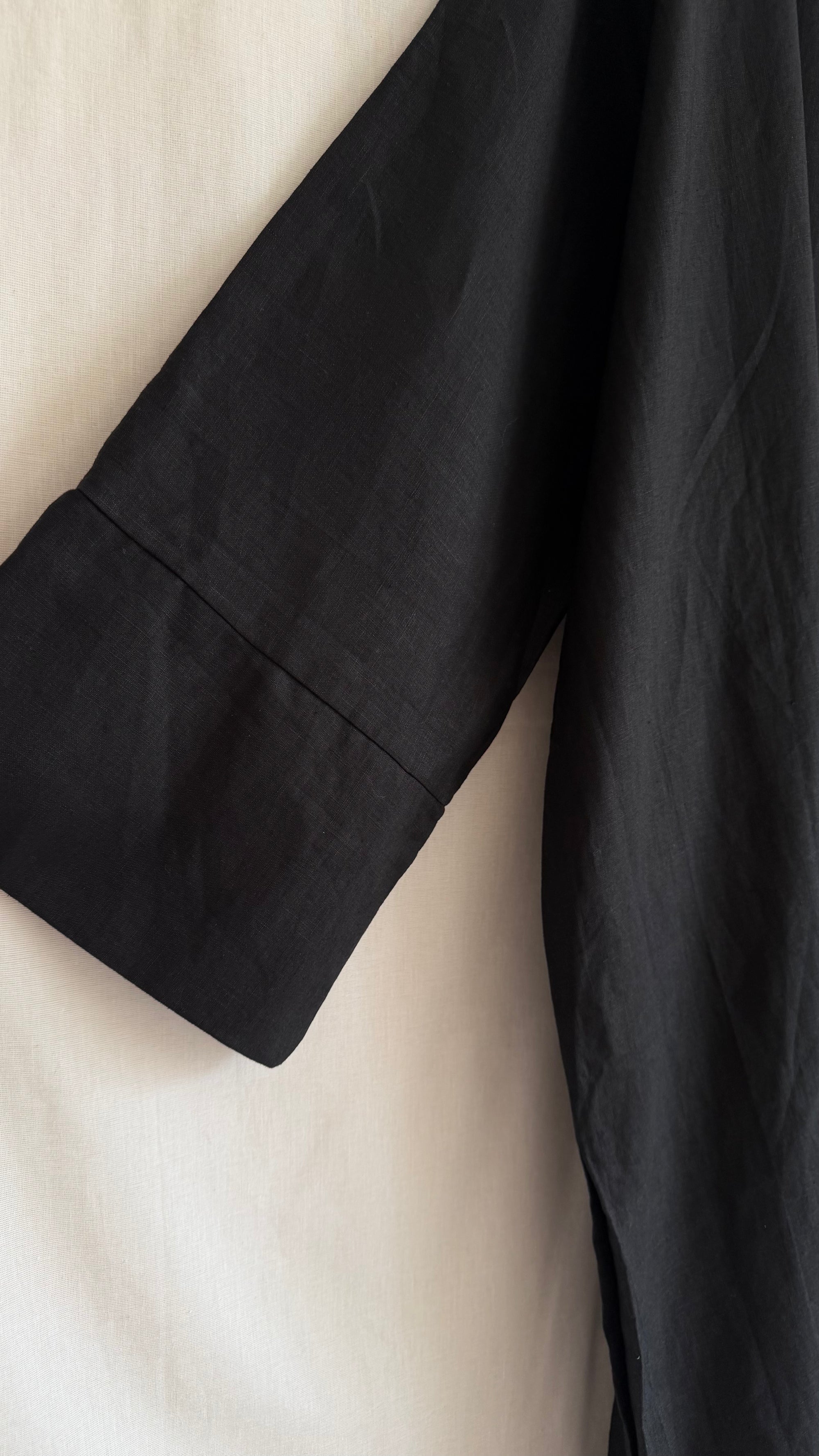 Kattān Abaya Schwarz 100% Leinen