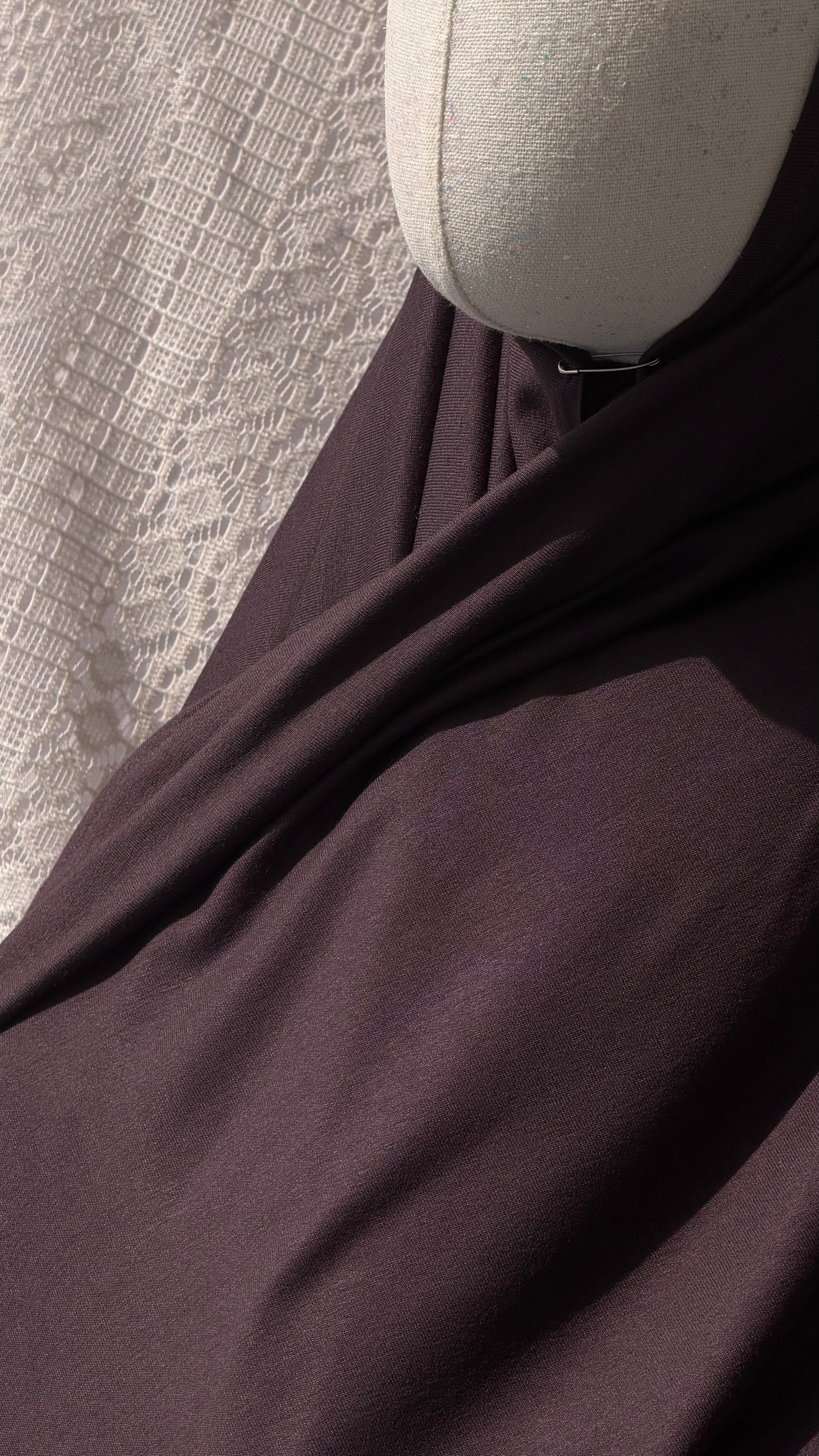 Light Weight Tencel Lyocell Hijab ,,Dark Purple Brown'' 95% Tencel Lyocell 5% Elasthan
